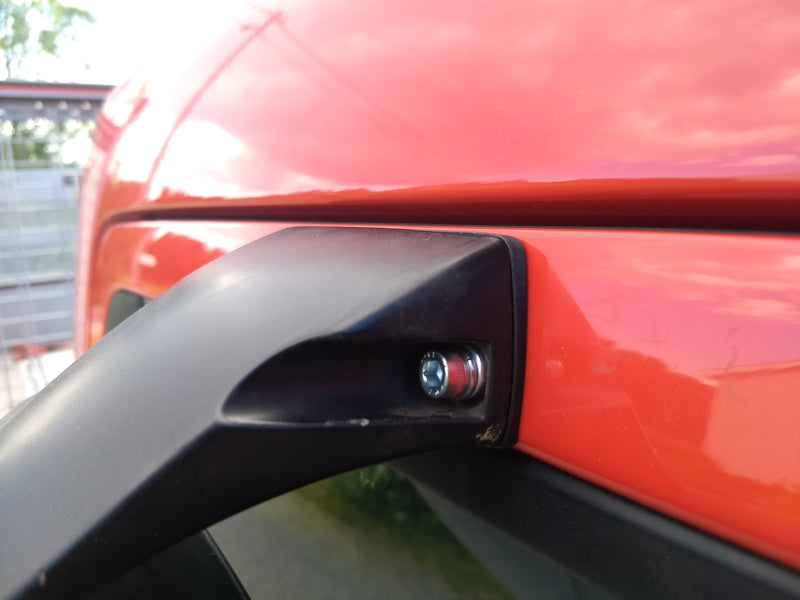 Adapter for side mirror on a lorry